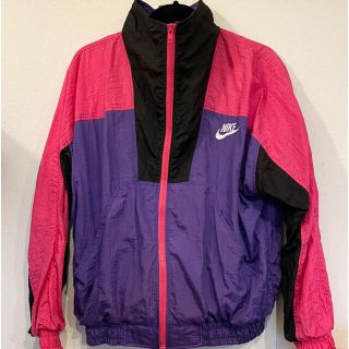 ナイキ(NIKE)のNIKE ナイロンジャケット　白タグ　90S(ナイロンジャケット)