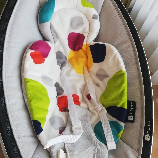 4moms(フォーマムズ)のmamaroo4.0  4moms  電動バウンサー キッズ/ベビー/マタニティの寝具/家具(その他)の商品写真