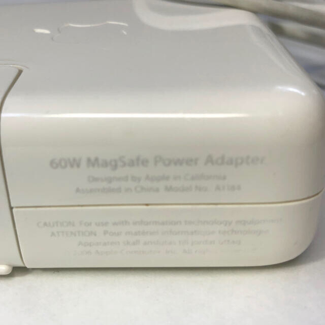 Mac (Apple)(マック)のApple MacBook 充電器　MagSafe power adapter スマホ/家電/カメラのPC/タブレット(PCパーツ)の商品写真