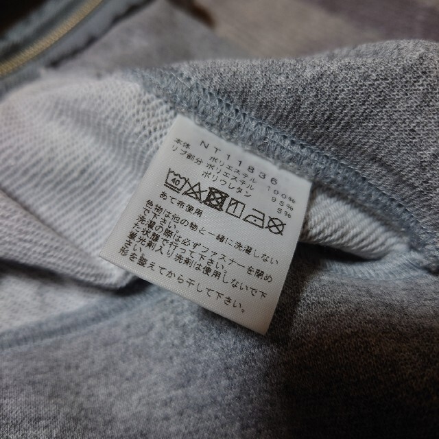 THE NORTH FACE(ザノースフェイス)のノースフェイス NORTH FACE スクエアロゴ フルジップアップパーカー L メンズのトップス(パーカー)の商品写真