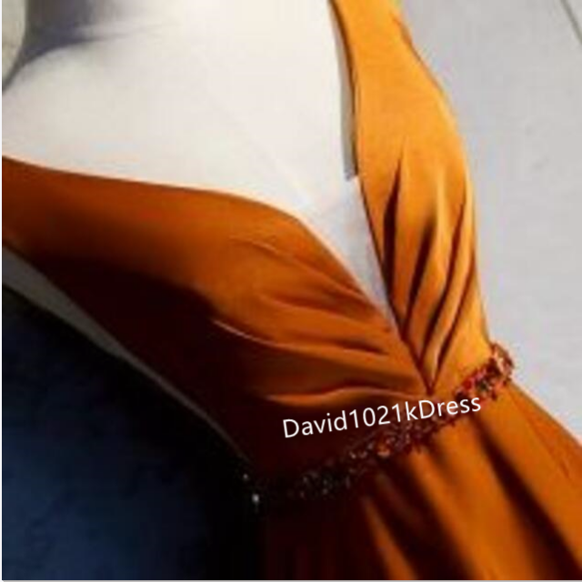 セクシー Vネックドレス 憧れのドレス オレンジ 背中見せ レディースのフォーマル/ドレス(ロングドレス)の商品写真