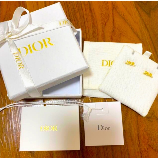 Christian Dior(クリスチャンディオール)のディオールピアス　美品試着のみ⭐︎ レディースのアクセサリー(ピアス)の商品写真