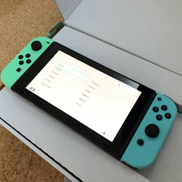 Nintendo Switch(ニンテンドースイッチ)のNintendo Switchあつまれどうぶつの森セット エンタメ/ホビーのゲームソフト/ゲーム機本体(家庭用ゲーム機本体)の商品写真