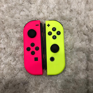 ニンテンドースイッチ(Nintendo Switch)のJoy-Con(L・R)ネオンピンク・ネオンイエロー　美品(家庭用ゲームソフト)