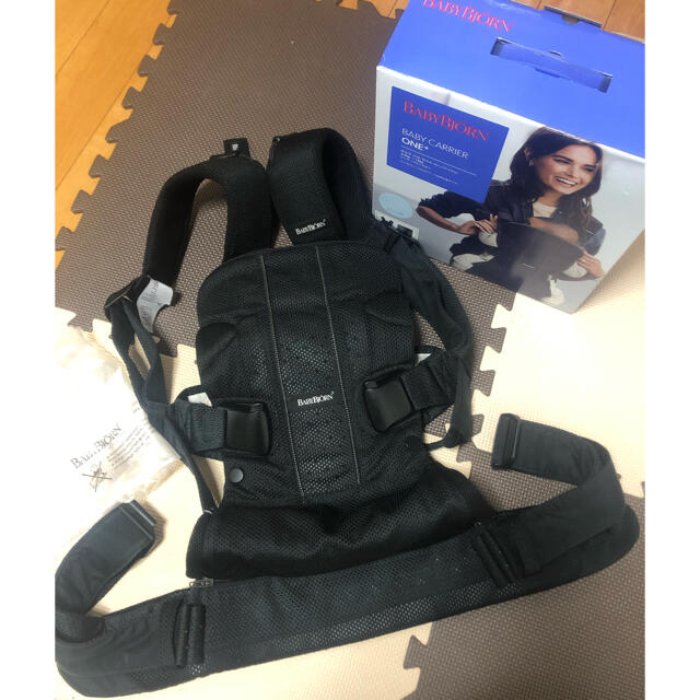 BABYBJORN(ベビービョルン)のBabyBjorn ベビービョルン ベビーキャリア ONE+ ワンプラスエア キッズ/ベビー/マタニティの外出/移動用品(抱っこひも/おんぶひも)の商品写真