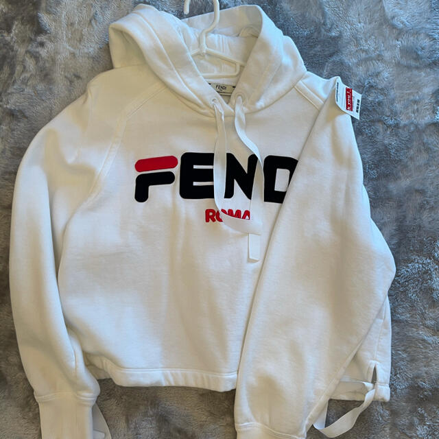 FENDI フィラコラボパーカー