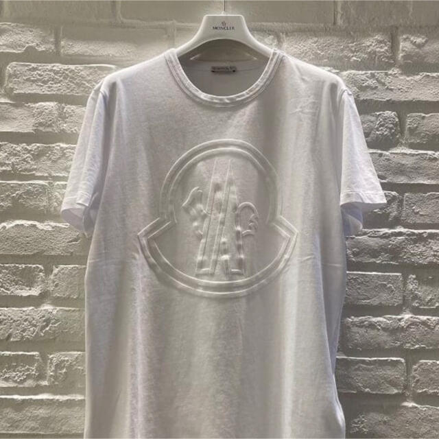 MONCLER(モンクレール)のMONCLER / ビッグモチーフ クルーネック Tシャツ  メンズのトップス(Tシャツ/カットソー(七分/長袖))の商品写真