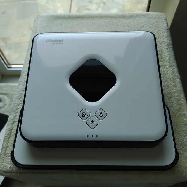 iRobot Braava ブラーバ　380j（床拭きロボット）