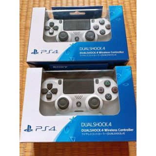 ps4コントローラー　DUALSHOCK4 白色　2個セット！新品・未使用品！(家庭用ゲーム機本体)