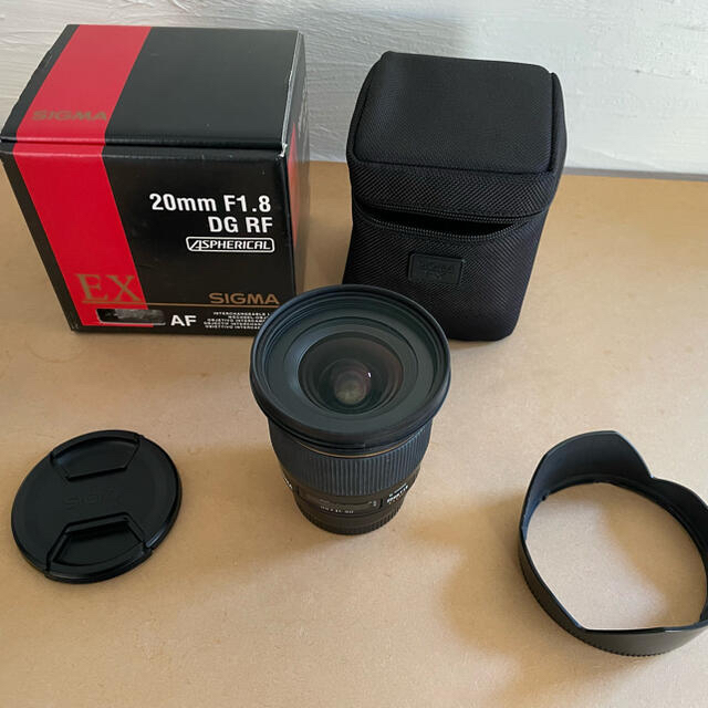 カメラsigma 20mm 1.8 dg rf aspherical プロテクター付き