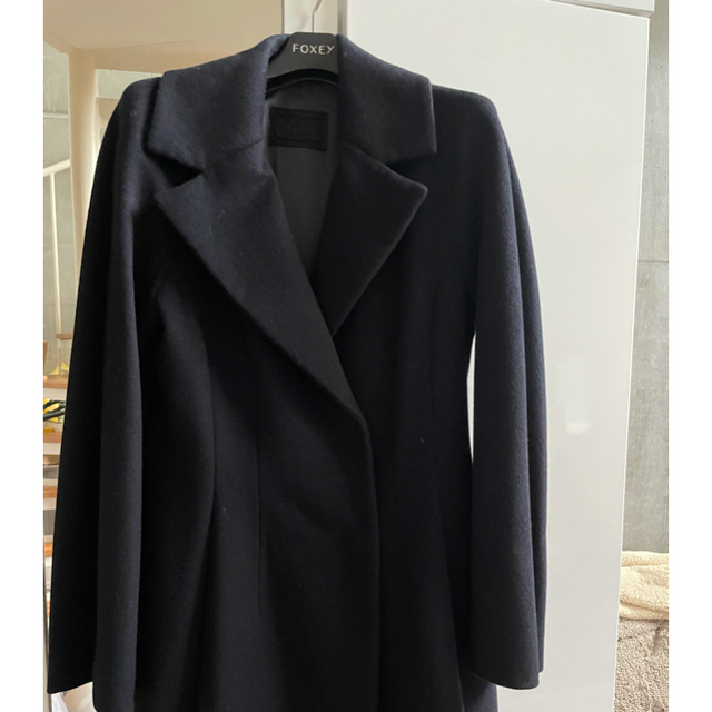 FOXEY(フォクシー)のフォクシー・COAT.GARCONNE カシミヤ・ミッドナイトブルー レディースのジャケット/アウター(ロングコート)の商品写真