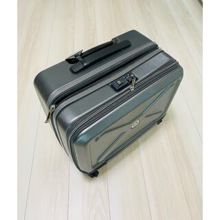 【送料込み!!最終値下げ!!】QUADRA スーツケース(トラベルバッグ/スーツケース)