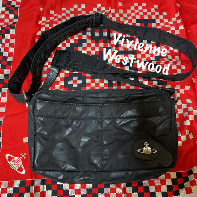 専用です【正規品】☆VivienneWestwood☆ 黒　使用感あります。