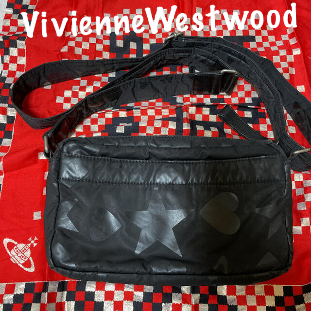 Vivienne Westwood(ヴィヴィアンウエストウッド)の専用です【正規品】☆VivienneWestwood☆ 黒　使用感あります。 レディースのバッグ(ショルダーバッグ)の商品写真