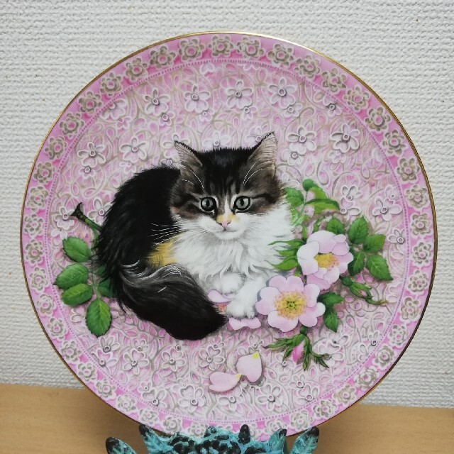 レズリーアンアイボリー 猫 絵皿 プレート | フリマアプリ ラクマ
