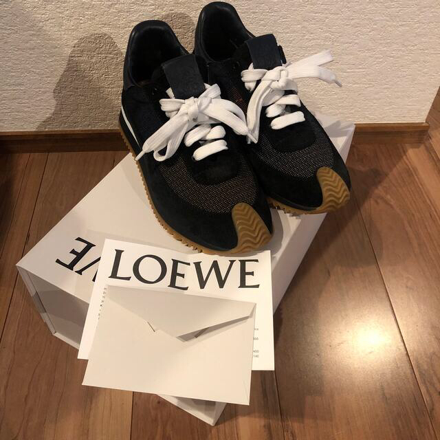 LOEWE(ロエベ)の【お値下げ】新品　LOEWE  ロエベ  スニーカー　 レディースの靴/シューズ(スニーカー)の商品写真