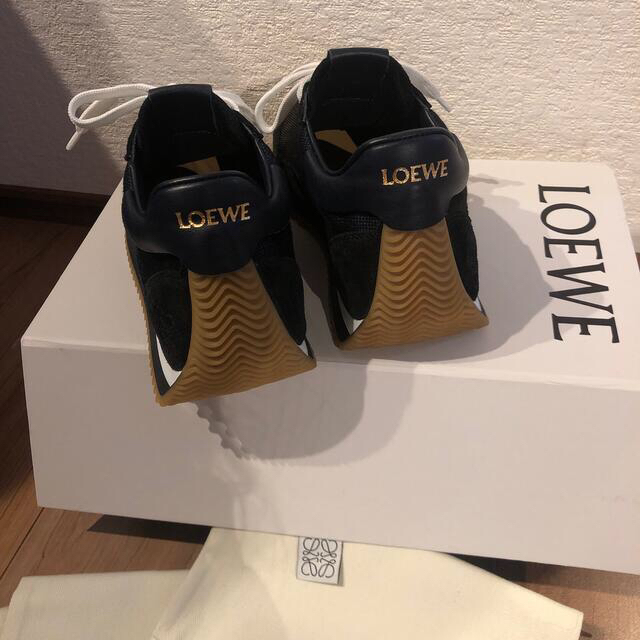 LOEWE(ロエベ)の【お値下げ】新品　LOEWE  ロエベ  スニーカー　 レディースの靴/シューズ(スニーカー)の商品写真