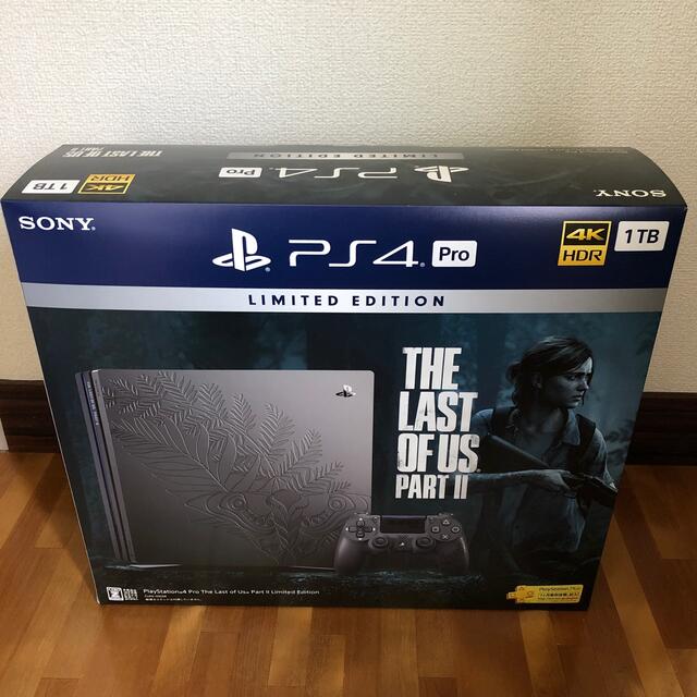 PlayStation4(プレイステーション4)のプレイステーション4 Pro The Last of Us Part II Li エンタメ/ホビーのゲームソフト/ゲーム機本体(家庭用ゲーム機本体)の商品写真