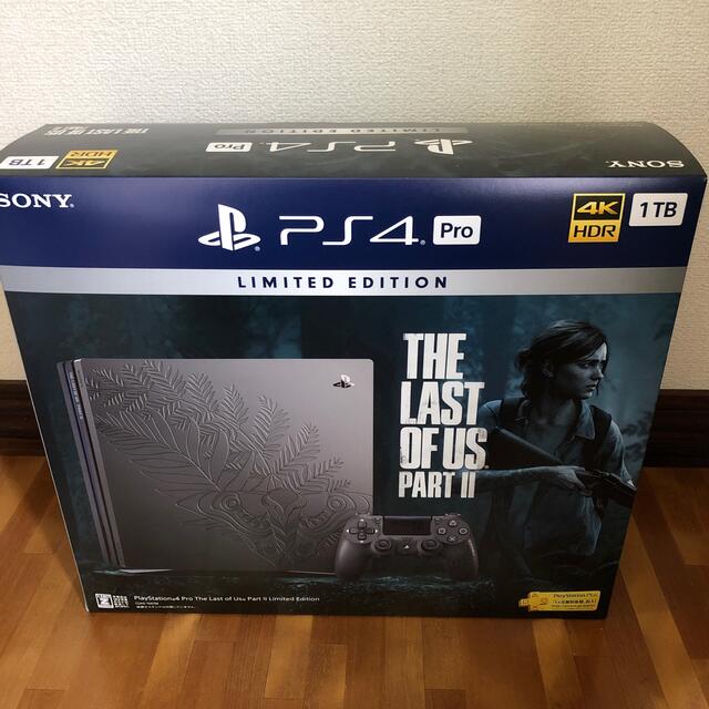 PlayStation4(プレイステーション4)のプレイステーション4 Pro The Last of Us Part II Li エンタメ/ホビーのゲームソフト/ゲーム機本体(家庭用ゲーム機本体)の商品写真