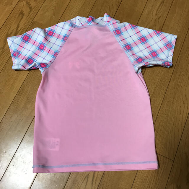 半袖ラッシュガード　130 キッズ/ベビー/マタニティのキッズ服女の子用(90cm~)(その他)の商品写真