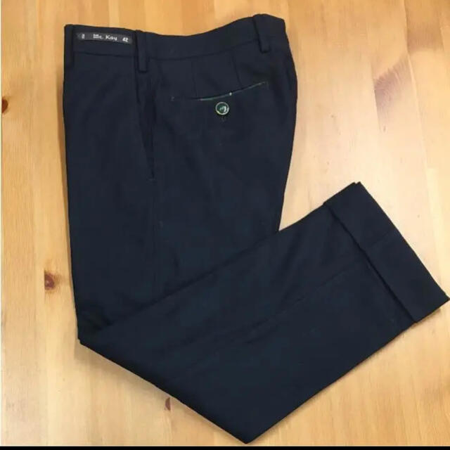 PT01(ピーティーゼロウーノ)のPT01 サイズ42 毛100% パンツ スラックス 濃紺 メンズのパンツ(スラックス)の商品写真