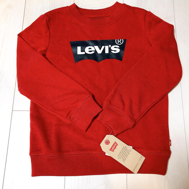 Levi's(リーバイス)の新品未使用 リーバイス　ロゴプリント スウェット　リーバイスキッズ キッズ/ベビー/マタニティのキッズ服男の子用(90cm~)(Tシャツ/カットソー)の商品写真