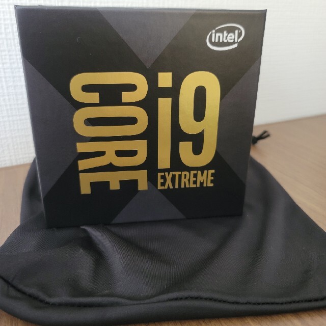 新品未開封　Core i9-9980XE Extreme Edition　希少スマホ/家電/カメラ