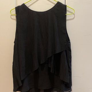 ザラ(ZARA)のZARA トップス(Tシャツ(半袖/袖なし))