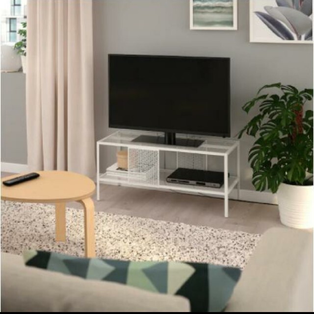 IKEA(イケア)の【新商品】イケア　ＩＫＥＡ　テレビ台,　メタル/ホワイト　　★新品・送料込み インテリア/住まい/日用品の収納家具(リビング収納)の商品写真