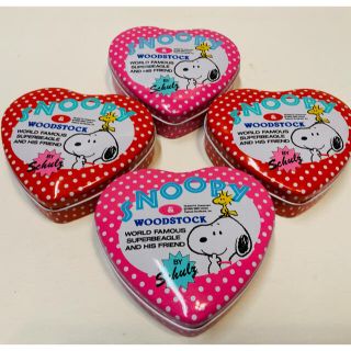 スヌーピー(SNOOPY)の★美品★スヌーピー　ハート型小物入れ　4点セット(小物入れ)