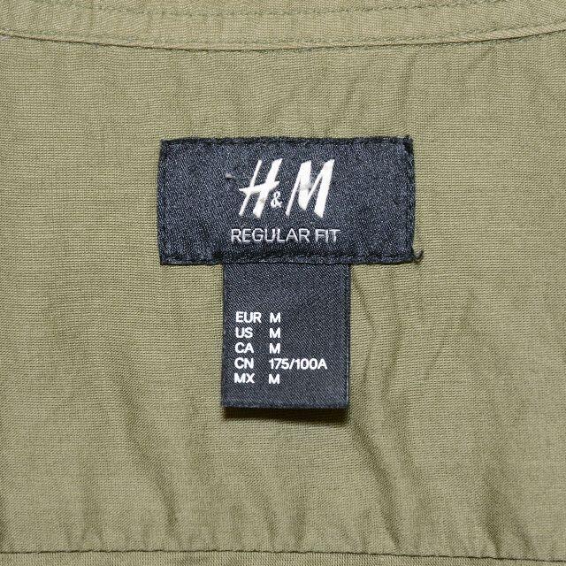 H&M(エイチアンドエム)の【横綱審議委員会様専用】　カーキ　オリーブグリーン　M メンズのトップス(シャツ)の商品写真