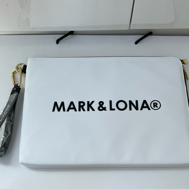 MARK&LONA(マークアンドロナ)のkouki様★ MARK&LONA code インナー &クラッチバッグ セット スポーツ/アウトドアのゴルフ(ウエア)の商品写真