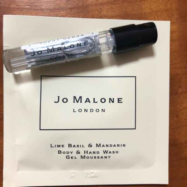 Jo Malone(ジョーマローン)のジョーマーロン　ミニ香水&空箱 コスメ/美容の香水(香水(女性用))の商品写真