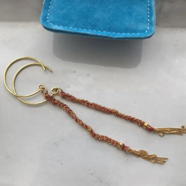 H.P.FRANCE - 美品 キャロリーナブッチ ミサンガピアス ピアスの通販
