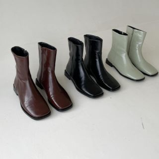 スタイルナンダ(STYLENANDA)の【予約商品】《3カラー》2cm ヒール　フェイクレザー　スクエアブーツ　韓国(ブーツ)