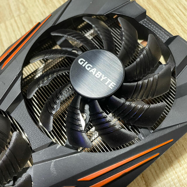 GIGABYTE GeForce GTX1080 ジャンク スマホ/家電/カメラのPC/タブレット(PCパーツ)の商品写真