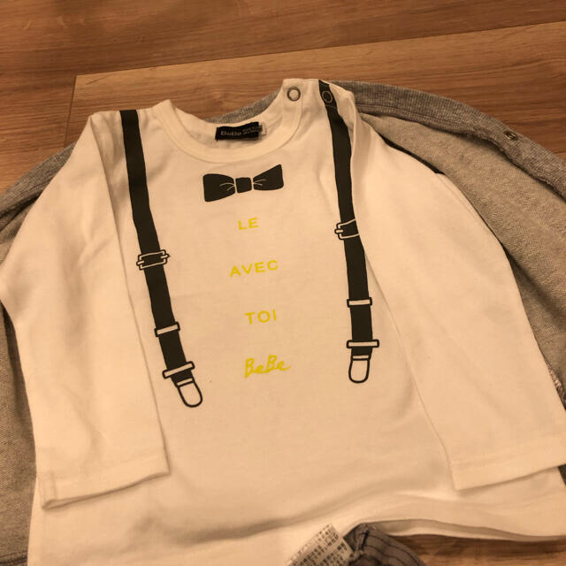 BeBe(ベベ)のBeBe 男の子　上下セット　90cm キッズ/ベビー/マタニティのキッズ服男の子用(90cm~)(Tシャツ/カットソー)の商品写真