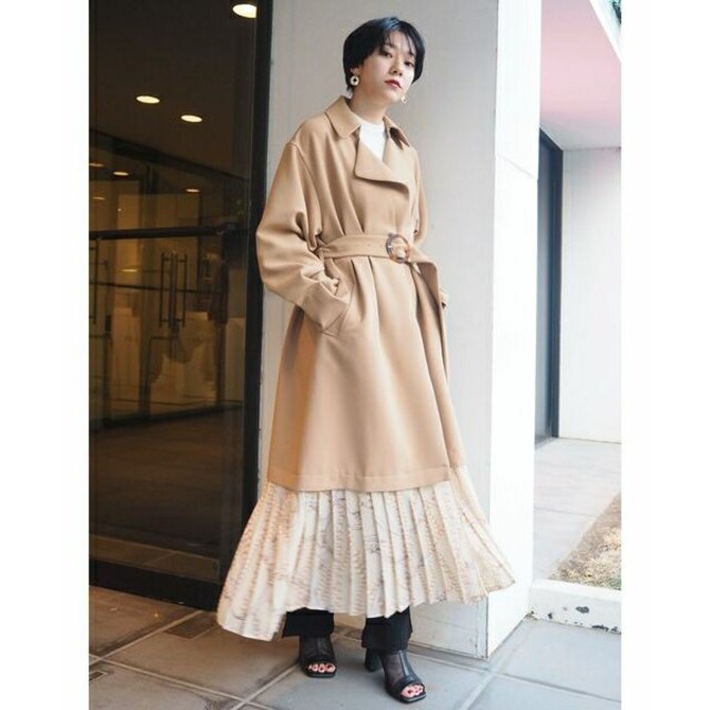 MURUA(ムルーア)のMURUA  スカーフプリーツコート　デザイントレンチコート レディースのジャケット/アウター(トレンチコート)の商品写真