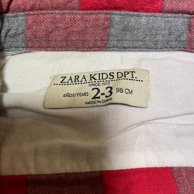 ZARA KIDS(ザラキッズ)のZARA KIDS ネルシャッツ　サイズ98センチ キッズ/ベビー/マタニティのキッズ服男の子用(90cm~)(Tシャツ/カットソー)の商品写真