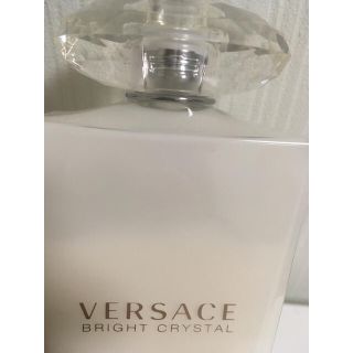 VERSACE - ヴェルサーチ ブライトクリスタルボディローションの通販 by ...