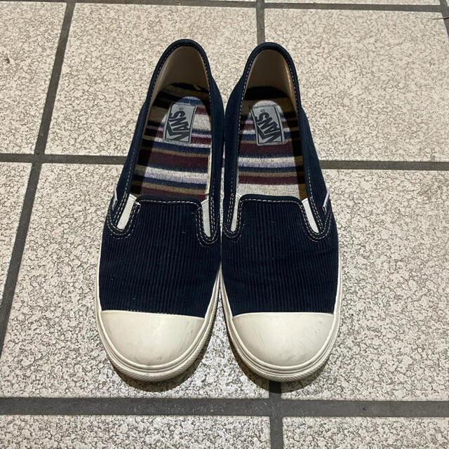 VANS(ヴァンズ)のvans コーデュロイ スリッポン レディースの靴/シューズ(スニーカー)の商品写真