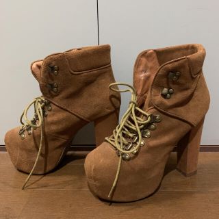 ジェフリーキャンベル(JEFFREY CAMPBELL)のジェフリーキャンベル　ショートブーツ(ブーツ)