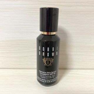 ボビイブラウン(BOBBI BROWN)のインテンシブスキンセラムファンデーション　　Ｎ-032サンド(ファンデーション)