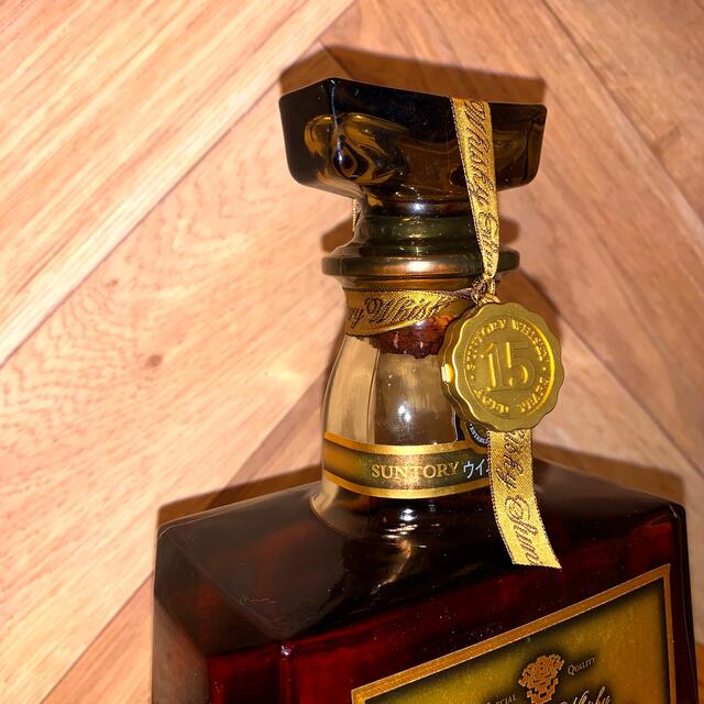 サントリーウイスキー ローヤル15年 ゴールドラベル 750ml サントリーウイスキー ローヤル15年 ゴールドラベル 750ml