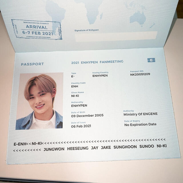 ENHYPEN ニキ エナプ パスポート ケース トレカ 2