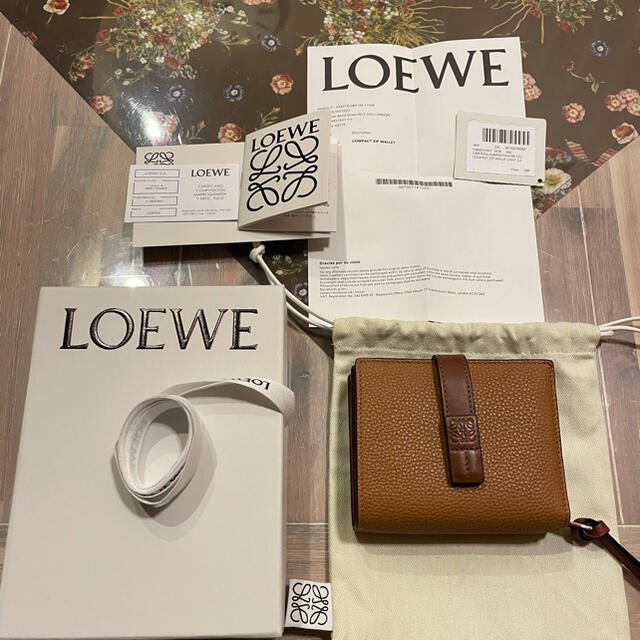 LOEWE(ロエベ)の専用です。ロエベ財布❤️ レディースのファッション小物(財布)の商品写真