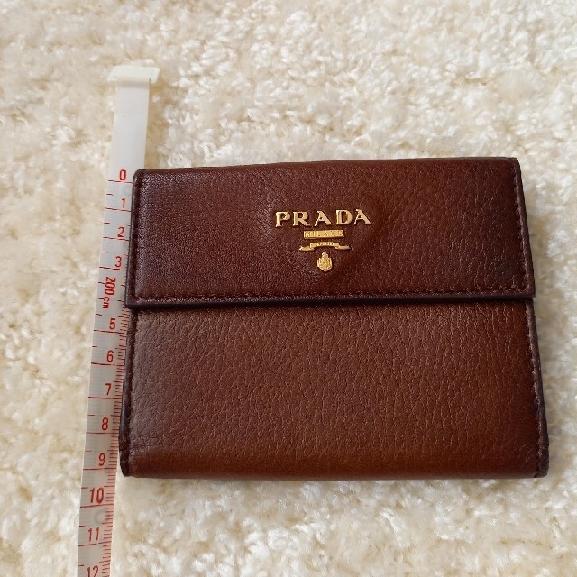 PRADA(プラダ)の『まむ様』PRADA　財布　箱付き レディースのファッション小物(財布)の商品写真