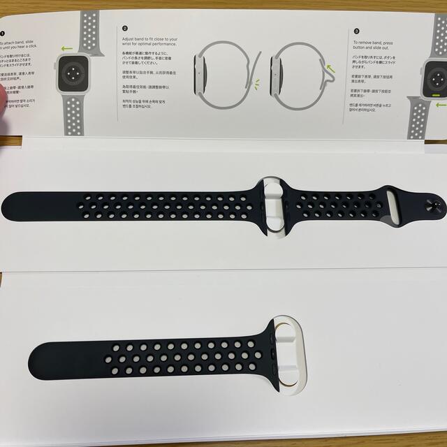 Apple Watch(アップルウォッチ)のApple Watch Nikeスポーツバンド ブラック 44mm/42mm メンズの時計(ラバーベルト)の商品写真