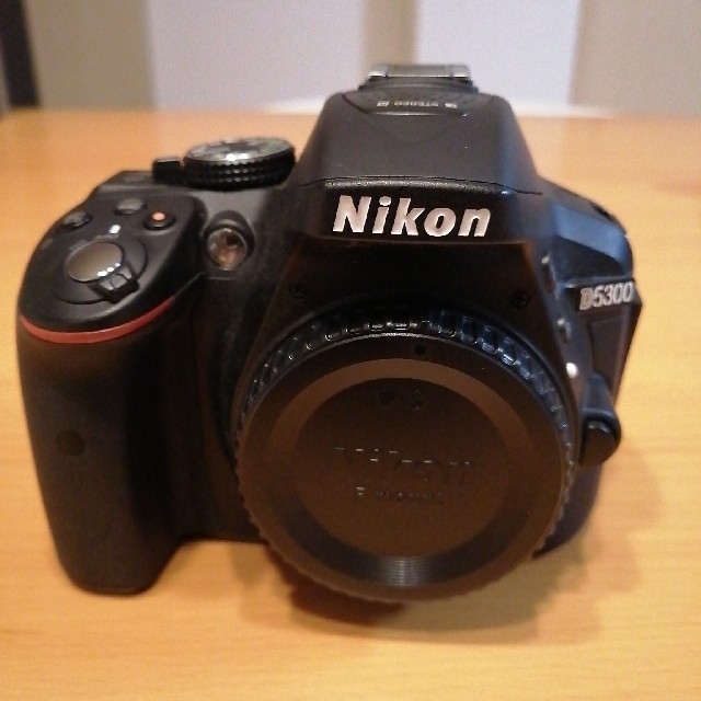 Nikon  DXフォーマットデジタル一眼レフカメラ D5300 ダブルズームキ