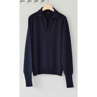 コモリ(COMOLI)のcomoli コモリ  21AW カシミヤ　スキッパーニット　新品(ニット/セーター)